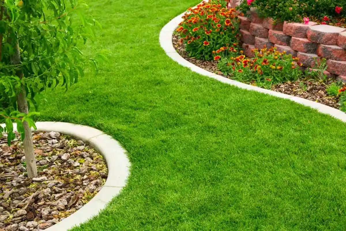 Reliable outdoor landscaping experts serving Yoakum, TX - Cf Improvements